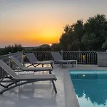 Вилла Rabia - Elegant Sea-view Retreat In Mousata, Kefalonia